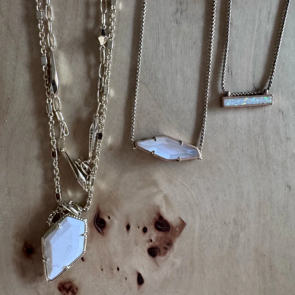 LOT of Kendra Scott jewelry - Picture 6 of 6